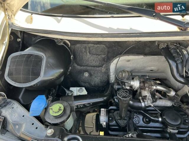 Білий Фольксваген Transporter, об'ємом двигуна 1.9 л та пробігом 540 тис. км за 5200 $, фото 24 на Automoto.ua