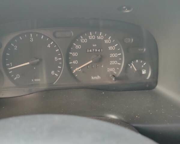 Белый Фольксваген Transporter, объемом двигателя 2 л и пробегом 347 тыс. км за 4500 $, фото 4 на Automoto.ua