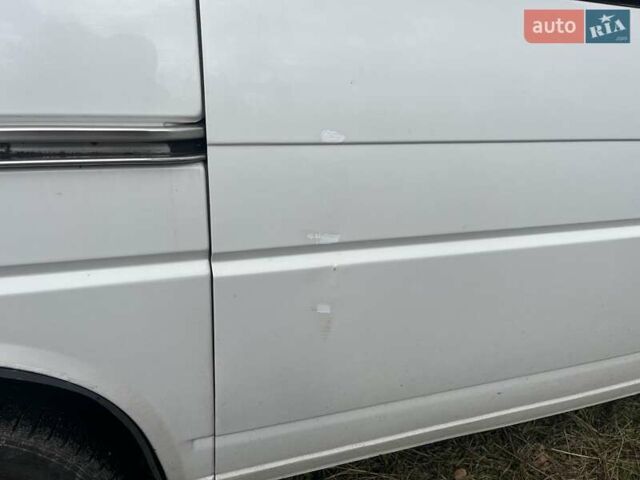 Белый Фольксваген Transporter, объемом двигателя 2.5 л и пробегом 649 тыс. км за 6350 $, фото 10 на Automoto.ua