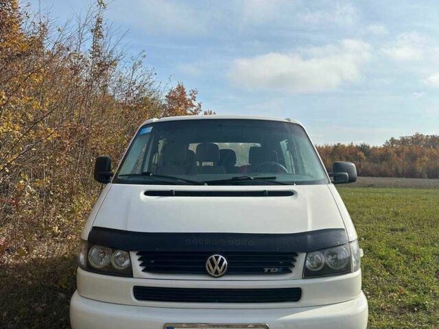 Белый Фольксваген Transporter, объемом двигателя 2.5 л и пробегом 400 тыс. км за 6500 $, фото 1 на Automoto.ua