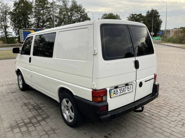 Білий Фольксваген Transporter, об'ємом двигуна 2.4 л та пробігом 700 тис. км за 4250 $, фото 4 на Automoto.ua