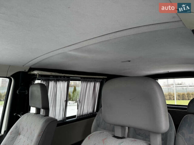 Белый Фольксваген Transporter, объемом двигателя 2.46 л и пробегом 338 тыс. км за 7300 $, фото 49 на Automoto.ua