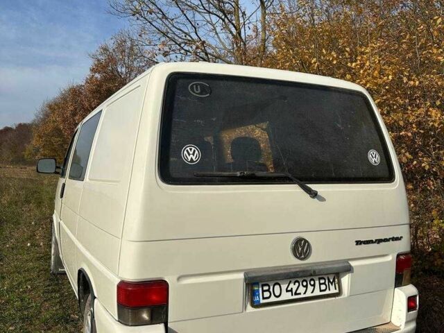 Белый Фольксваген Transporter, объемом двигателя 2.5 л и пробегом 400 тыс. км за 6500 $, фото 2 на Automoto.ua