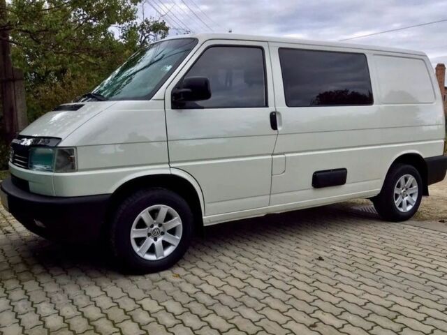 Белый Фольксваген Transporter, объемом двигателя 2.5 л и пробегом 322 тыс. км за 3995 $, фото 6 на Automoto.ua