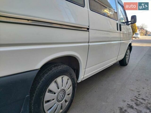 Белый Фольксваген Transporter, объемом двигателя 2.5 л и пробегом 453 тыс. км за 4750 $, фото 13 на Automoto.ua