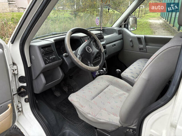 Белый Фольксваген Transporter, объемом двигателя 2.46 л и пробегом 338 тыс. км за 4200 $, фото 11 на Automoto.ua