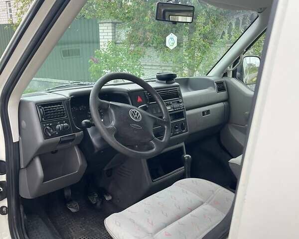Білий Фольксваген Transporter, об'ємом двигуна 1.9 л та пробігом 180 тис. км за 5500 $, фото 13 на Automoto.ua