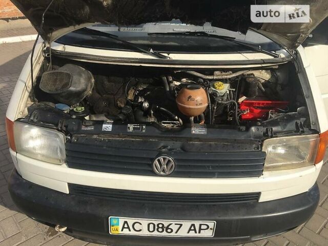 Белый Фольксваген Transporter, объемом двигателя 1.9 л и пробегом 290 тыс. км за 4999 $, фото 8 на Automoto.ua