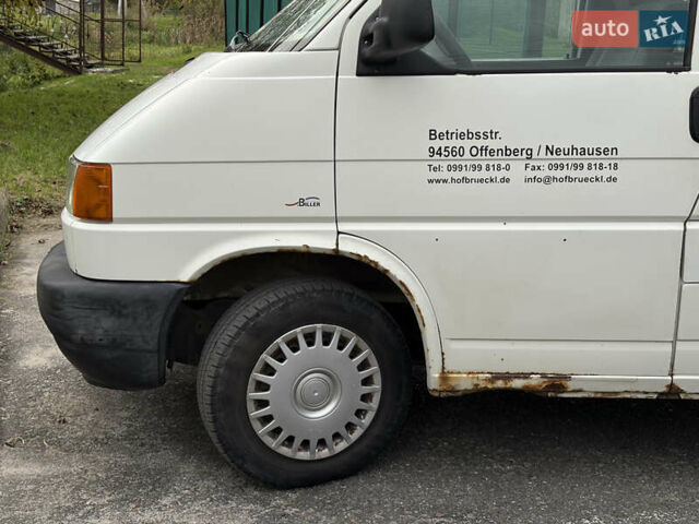 Белый Фольксваген Transporter, объемом двигателя 2.46 л и пробегом 338 тыс. км за 4200 $, фото 5 на Automoto.ua