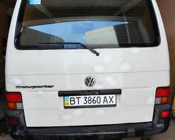 Білий Фольксваген Transporter, об'ємом двигуна 2.4 л та пробігом 300 тис. км за 4500 $, фото 4 на Automoto.ua