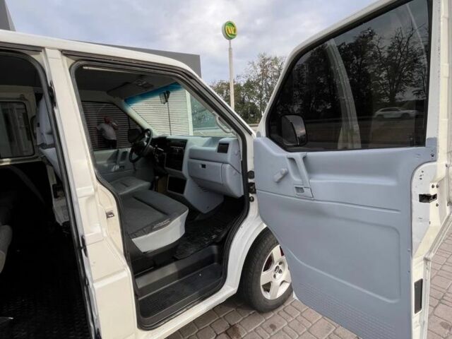 Білий Фольксваген Transporter, об'ємом двигуна 2.4 л та пробігом 700 тис. км за 4250 $, фото 10 на Automoto.ua