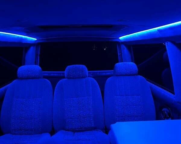 Белый Фольксваген Transporter, объемом двигателя 2.5 л и пробегом 368 тыс. км за 6299 $, фото 12 на Automoto.ua