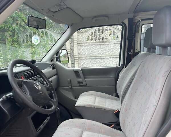 Білий Фольксваген Transporter, об'ємом двигуна 1.9 л та пробігом 180 тис. км за 5500 $, фото 10 на Automoto.ua