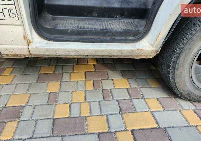 Белый Фольксваген Transporter, объемом двигателя 2.4 л и пробегом 400 тыс. км за 5150 $, фото 22 на Automoto.ua