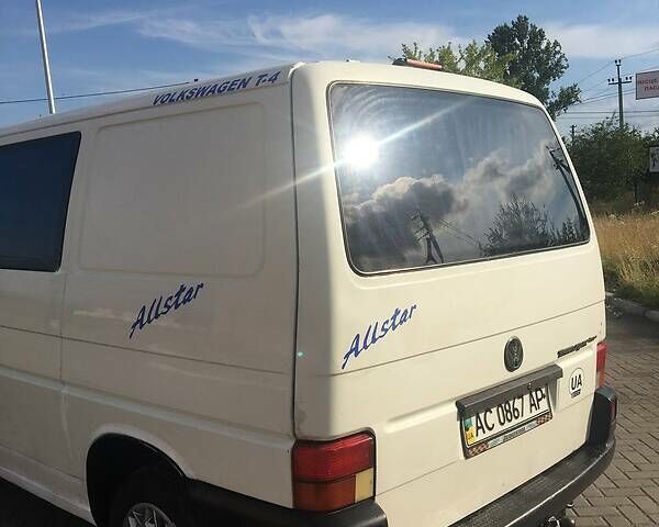 Белый Фольксваген Transporter, объемом двигателя 1.9 л и пробегом 290 тыс. км за 4999 $, фото 2 на Automoto.ua