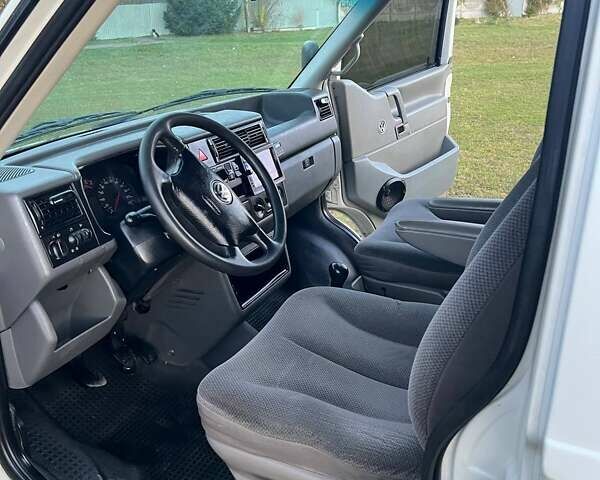 Белый Фольксваген Transporter, объемом двигателя 2.5 л и пробегом 368 тыс. км за 6299 $, фото 26 на Automoto.ua