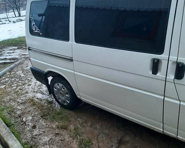 Белый Фольксваген Transporter, объемом двигателя 2.5 л и пробегом 495 тыс. км за 6300 $, фото 11 на Automoto.ua