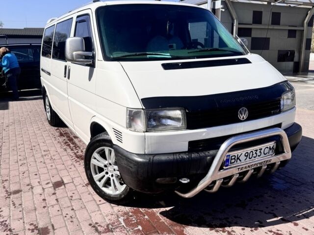 Білий Фольксваген Transporter, об'ємом двигуна 2.5 л та пробігом 460 тис. км за 7800 $, фото 1 на Automoto.ua