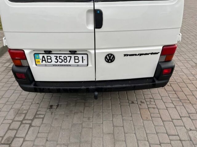 Білий Фольксваген Transporter, об'ємом двигуна 2.4 л та пробігом 700 тис. км за 4250 $, фото 7 на Automoto.ua