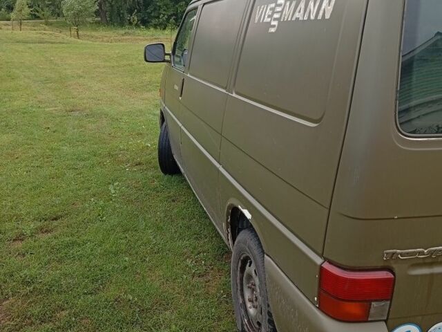 Білий Фольксваген Transporter, об'ємом двигуна 0 л та пробігом 500 тис. км за 5222 $, фото 3 на Automoto.ua