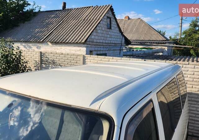 Белый Фольксваген Transporter, объемом двигателя 2.4 л и пробегом 400 тыс. км за 5150 $, фото 12 на Automoto.ua
