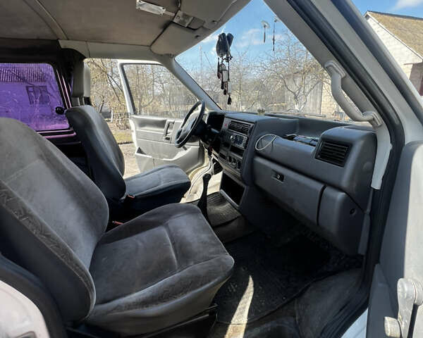 Белый Фольксваген Transporter, объемом двигателя 0 л и пробегом 38 тыс. км за 4500 $, фото 18 на Automoto.ua