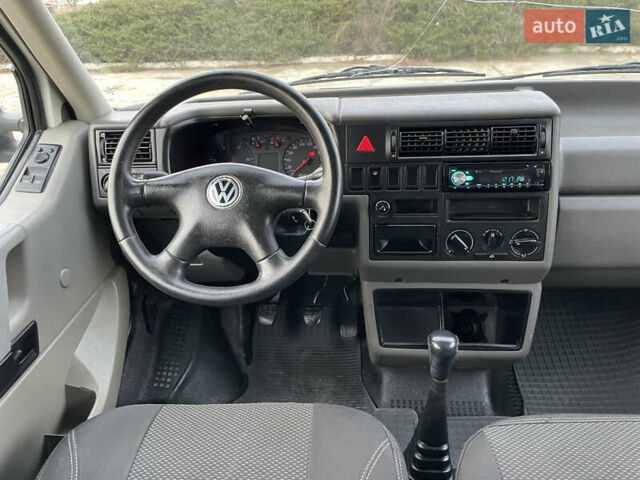 Белый Фольксваген Transporter, объемом двигателя 2.5 л и пробегом 390 тыс. км за 6900 $, фото 13 на Automoto.ua