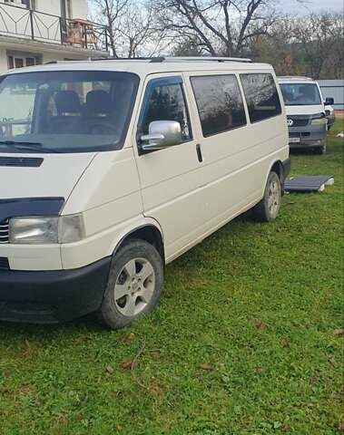 Білий Фольксваген Transporter, об'ємом двигуна 2.46 л та пробігом 467 тис. км за 7300 $, фото 3 на Automoto.ua