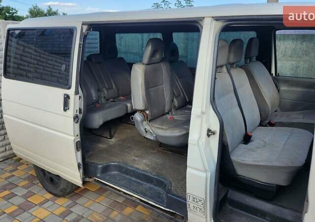 Белый Фольксваген Transporter, объемом двигателя 2.4 л и пробегом 400 тыс. км за 5150 $, фото 23 на Automoto.ua