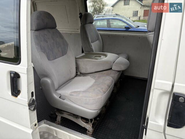 Белый Фольксваген Transporter, объемом двигателя 2.46 л и пробегом 338 тыс. км за 4200 $, фото 18 на Automoto.ua