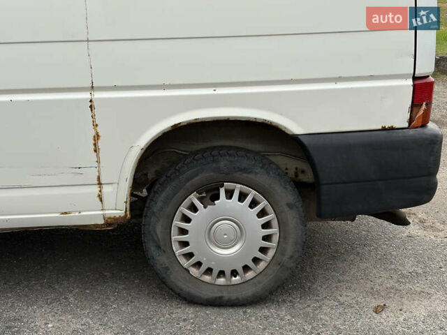 Белый Фольксваген Transporter, объемом двигателя 2.46 л и пробегом 338 тыс. км за 4200 $, фото 6 на Automoto.ua