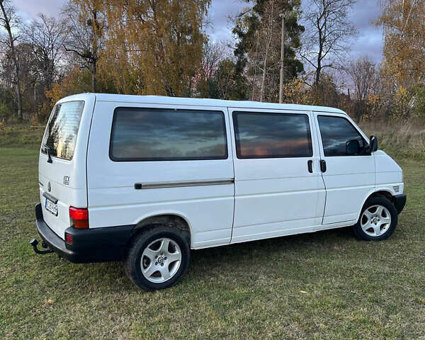 Белый Фольксваген Transporter, объемом двигателя 2.5 л и пробегом 368 тыс. км за 6299 $, фото 6 на Automoto.ua