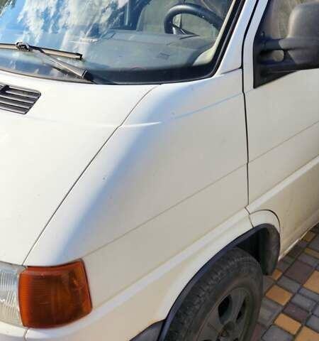 Белый Фольксваген Transporter, объемом двигателя 2.4 л и пробегом 400 тыс. км за 5150 $, фото 4 на Automoto.ua