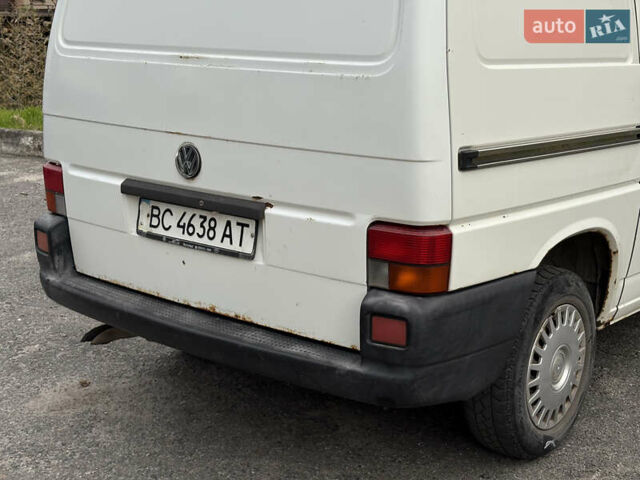 Белый Фольксваген Transporter, объемом двигателя 2.46 л и пробегом 338 тыс. км за 4200 $, фото 8 на Automoto.ua