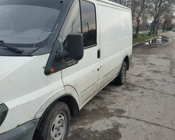 Белый Фольксваген Transporter, объемом двигателя 2 л и пробегом 347 тыс. км за 4500 $, фото 1 на Automoto.ua