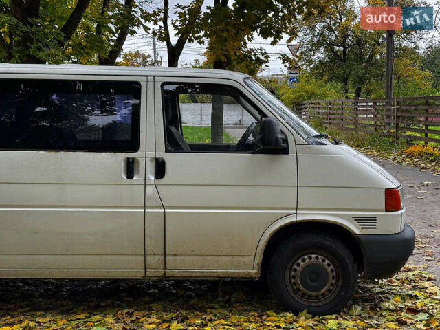 Белый Фольксваген Transporter, объемом двигателя 2.5 л и пробегом 450 тыс. км за 4340 $, фото 3 на Automoto.ua