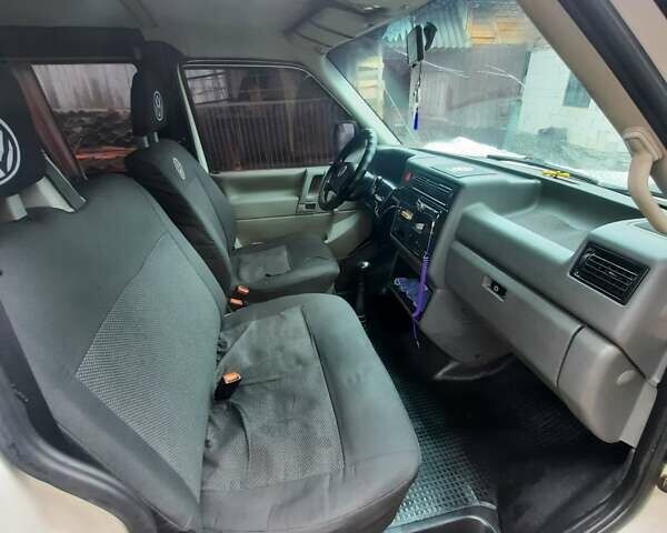 Белый Фольксваген Transporter, объемом двигателя 2.5 л и пробегом 495 тыс. км за 6300 $, фото 7 на Automoto.ua