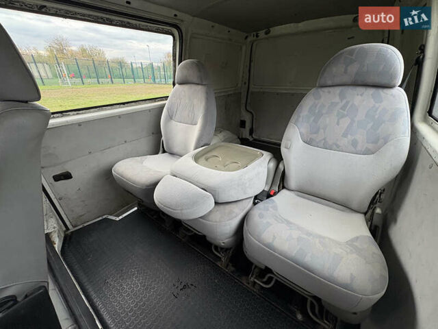 Белый Фольксваген Transporter, объемом двигателя 2.46 л и пробегом 338 тыс. км за 4200 $, фото 15 на Automoto.ua