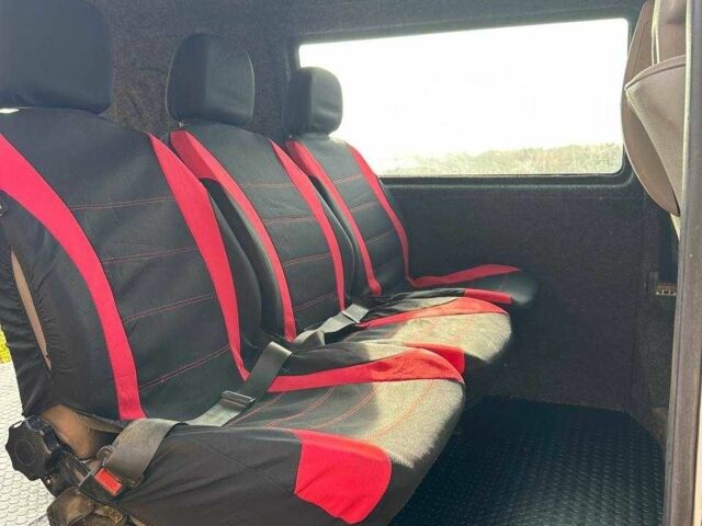 Белый Фольксваген Transporter, объемом двигателя 2.5 л и пробегом 400 тыс. км за 6500 $, фото 4 на Automoto.ua