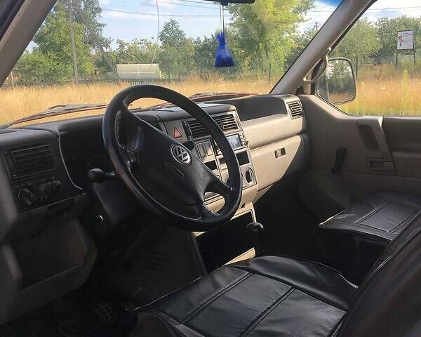 Белый Фольксваген Transporter, объемом двигателя 1.9 л и пробегом 290 тыс. км за 4999 $, фото 5 на Automoto.ua