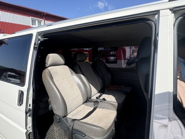 Білий Фольксваген Transporter, об'ємом двигуна 2.5 л та пробігом 460 тис. км за 7800 $, фото 5 на Automoto.ua
