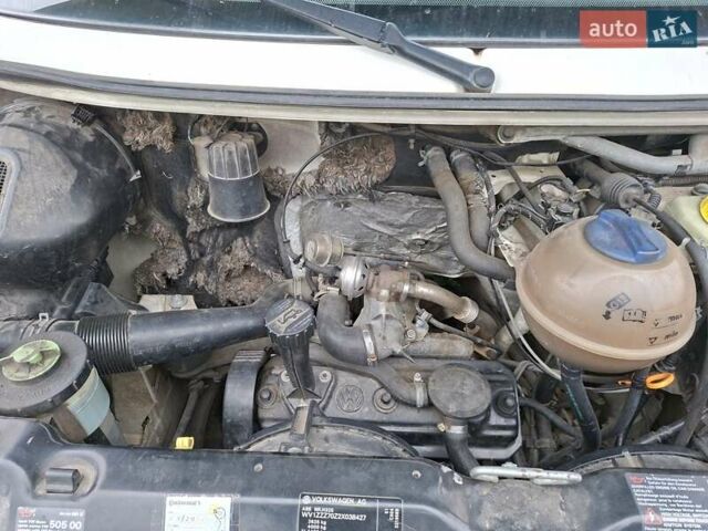 Белый Фольксваген Transporter, объемом двигателя 1.9 л и пробегом 372 тыс. км за 6500 $, фото 8 на Automoto.ua