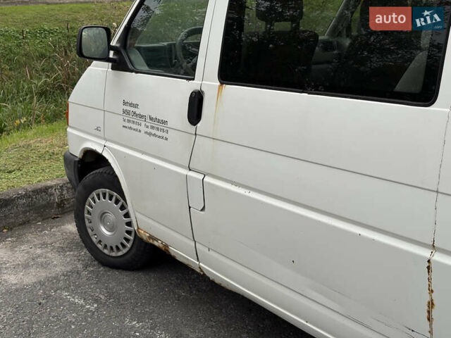 Белый Фольксваген Transporter, объемом двигателя 2.46 л и пробегом 338 тыс. км за 4200 $, фото 10 на Automoto.ua