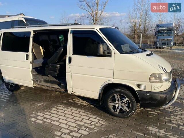 Белый Фольксваген Transporter, объемом двигателя 2.5 л и пробегом 320 тыс. км за 5900 $, фото 2 на Automoto.ua