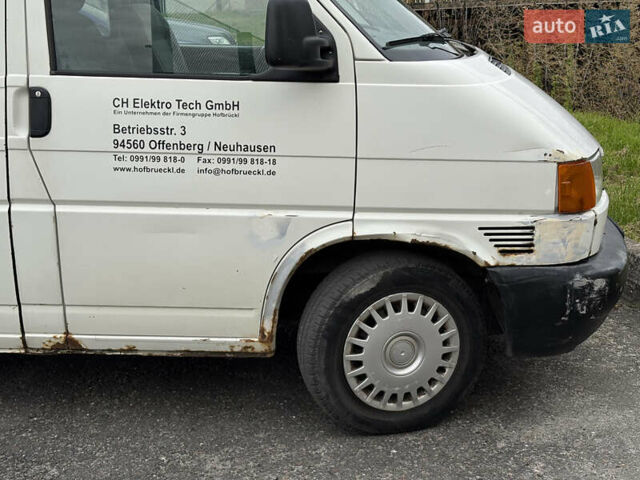 Белый Фольксваген Transporter, объемом двигателя 2.46 л и пробегом 338 тыс. км за 4200 $, фото 4 на Automoto.ua