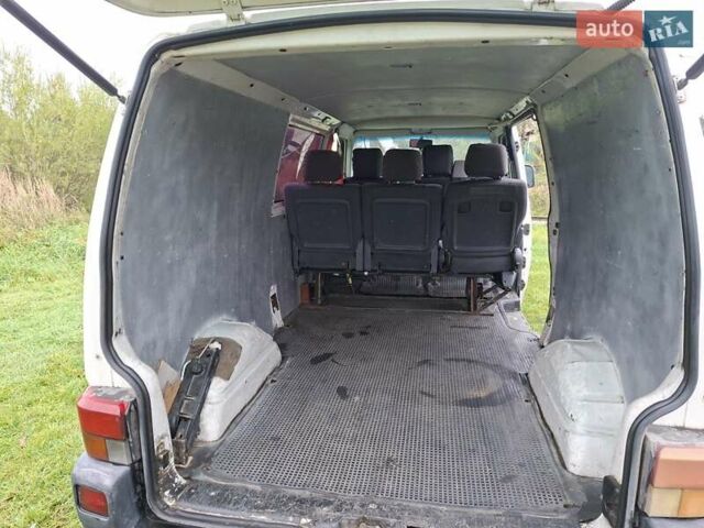 Белый Фольксваген Transporter, объемом двигателя 1.9 л и пробегом 372 тыс. км за 6500 $, фото 5 на Automoto.ua