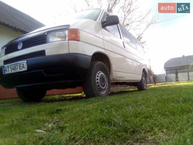 Білий Фольксваген Transporter, об'ємом двигуна 1.9 л та пробігом 285 тис. км за 6700 $, фото 1 на Automoto.ua
