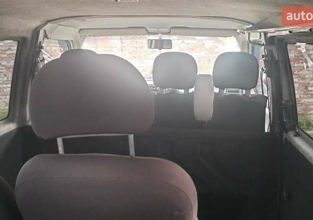 Білий Фольксваген Transporter, об'ємом двигуна 1.9 л та пробігом 380 тис. км за 6000 $, фото 4 на Automoto.ua