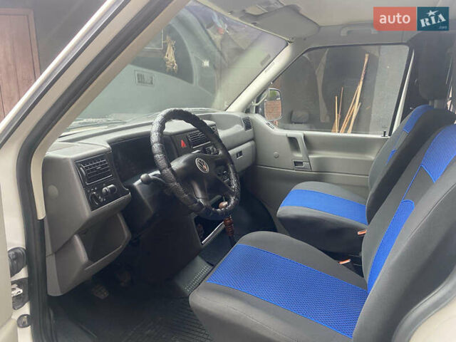 Белый Фольксваген Transporter, объемом двигателя 2.46 л и пробегом 320 тыс. км за 7700 $, фото 5 на Automoto.ua