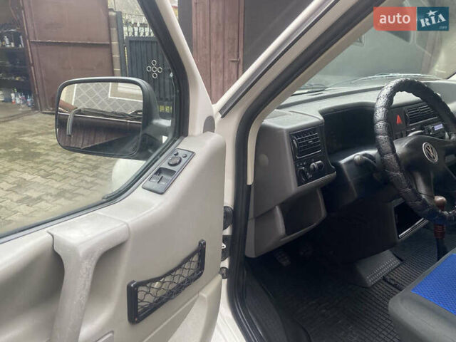 Белый Фольксваген Transporter, объемом двигателя 2.46 л и пробегом 320 тыс. км за 7700 $, фото 6 на Automoto.ua